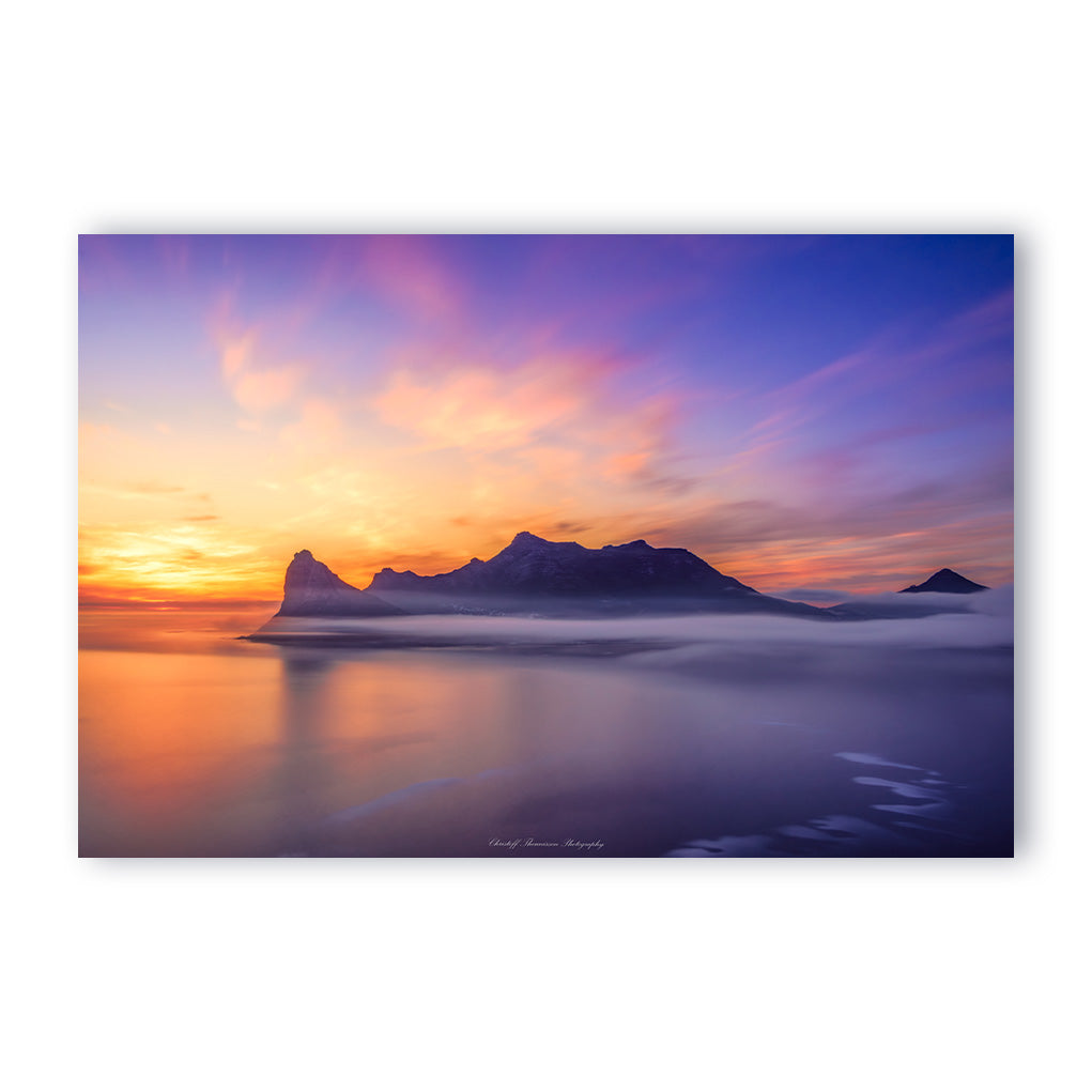 Christoff Theunissen - Hailing from the Western Cape of South Africa, Christoff Theunissen is an amateur landscape and nature photographer based in Cape Town and Pringle Bay.