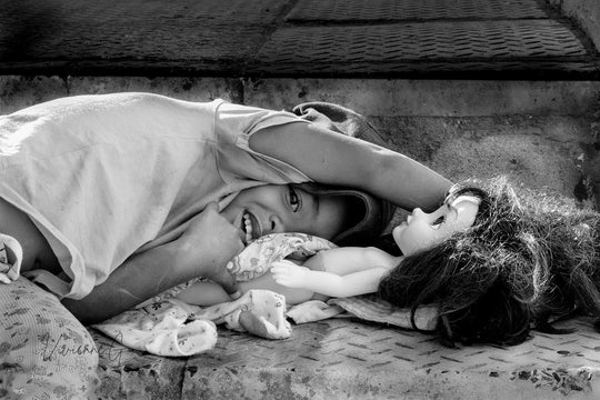 Cape Town, Small Girl &amp; Doll