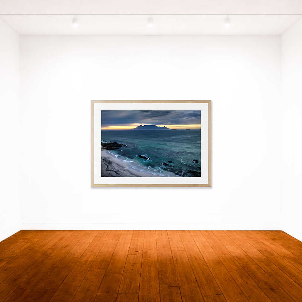 Blouberg Sunrise Moody