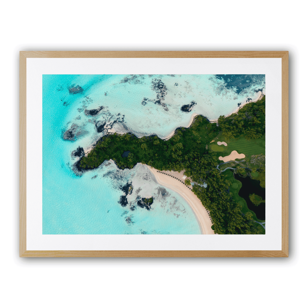 Île aux Cerfs (2/3) with natural wood frame - white background