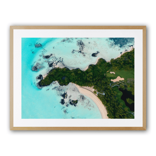 Île aux Cerfs (2/3) with natural wood frame - white background